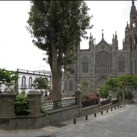 Casa Raul * Arucas