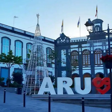 Casa Raul * Arucas